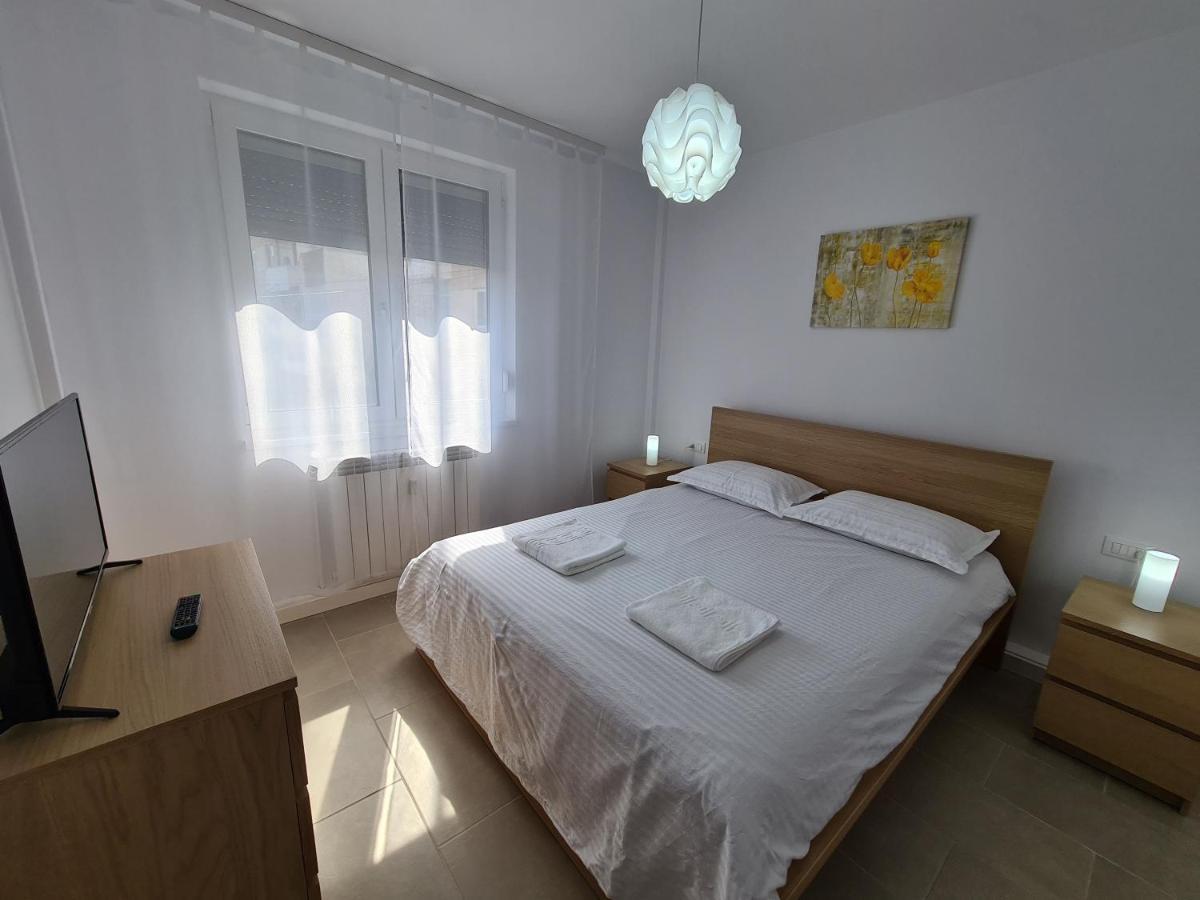 Mia Apartament ทูลเซีย ภายนอก รูปภาพ
